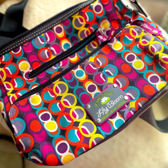 Lily Bloom crossbody Hobo - Picture 1 of 3